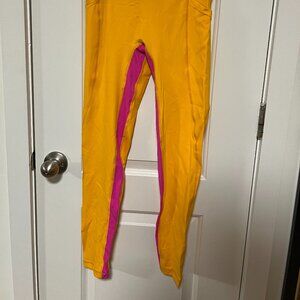 All Access x Bandier Ultra High Rise Utility Pocket Legging (size small)